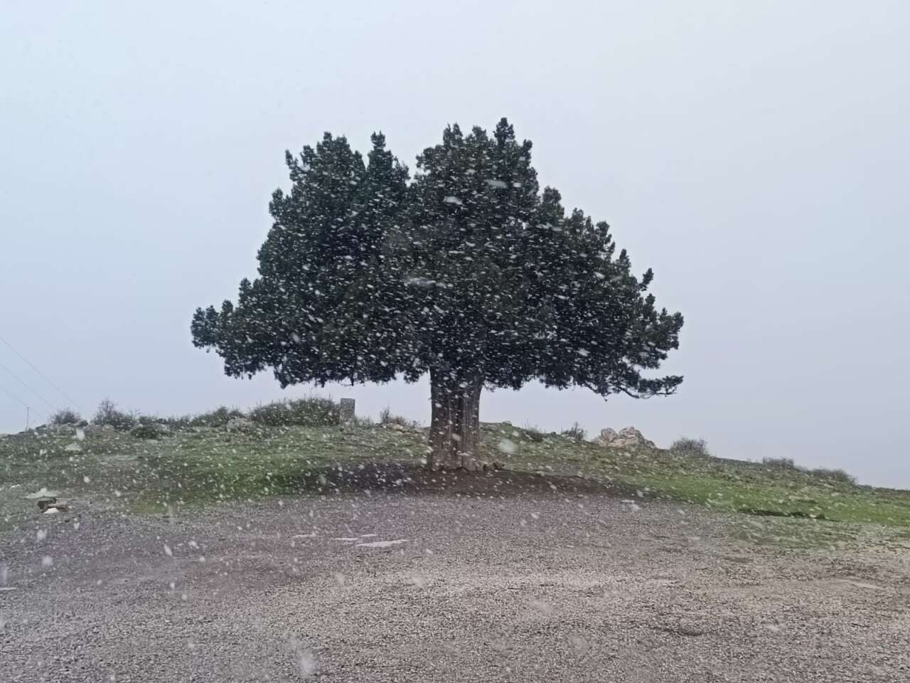 Konya’da bahar ortasında kışın beyaza bürüdüğü bir ilçe daha var 5